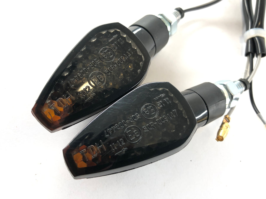 LED Blinker mit Widerständen schwarz [mit E-Prüfzeichen] - Yamaha Kawasaki Suzuki Ducati KTM