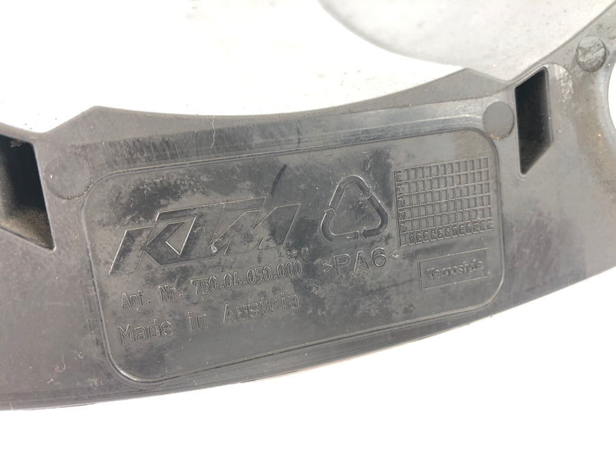 KTM Duke 690 A3 [2012] - Rear wheel cover splash guard