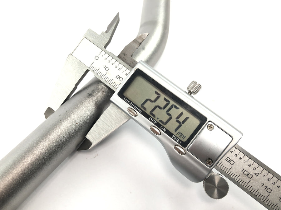 SWM SM 125 R [2018] - Guidon guidon aluminium 22mm