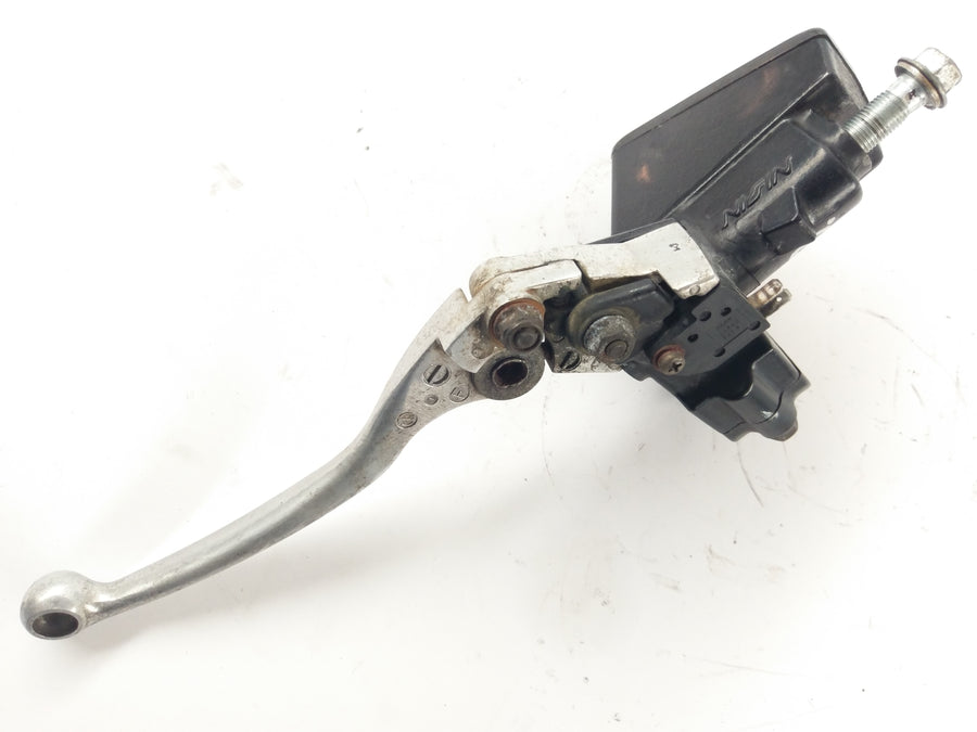 Suzuki GSXR 1100 GV73A [1992] - Front brake pump with brake lever