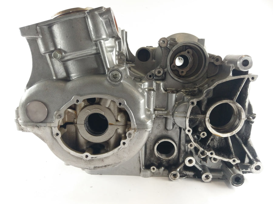 Triumph Sprint 955i RS T695 [2000] - Engine housing empty housing with piston