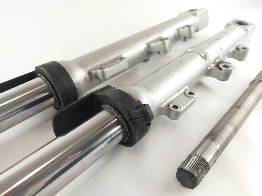 Triumph Sprint 955i RS T695 [2000] - Fork Telescopic fork with axle
