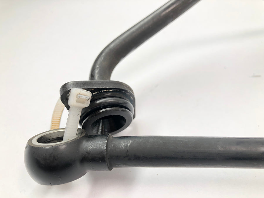 BMW R 1200 ST R1ST [2006] - Oil line pipe connections at the front