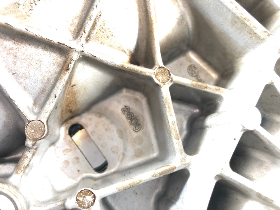 Kawasaki VN 900 Classic [2010] - Oil cap oil sight glass engine cover