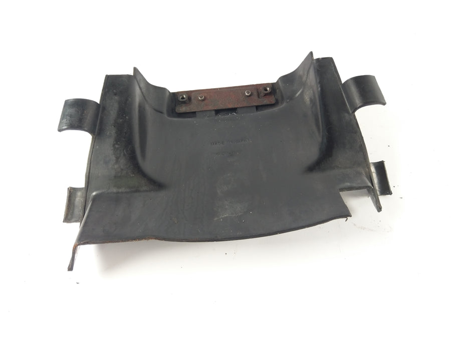 Kawasaki VN 750 [1994] - Splash guard inner fender