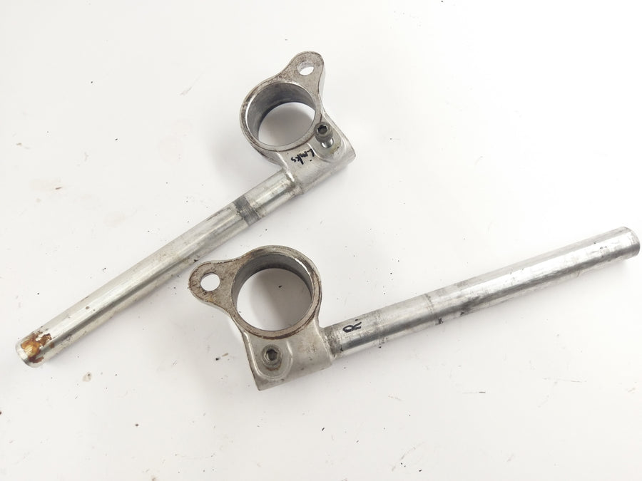 Suzuki GSXR 1100 GV73A [1992] - Handlebar stubs