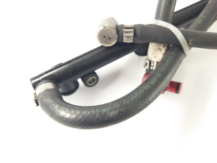 Triumph Sprint 955i RS T695 [2000] - Conduite de carburant, distributeur de carburant