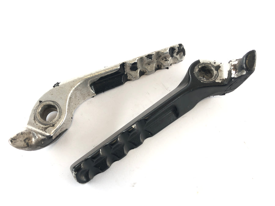Yamaha TT 600 R DJ01 [2000] - Passenger footrests left and right