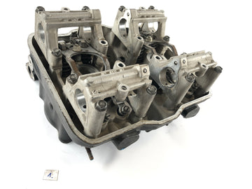 Honda VFR 750 F RC24 [1988] - Cylinder head - 0