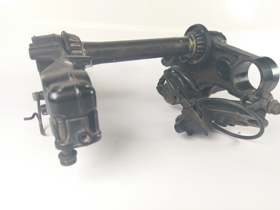 Suzuki DR 650 SP42B - Té de fourche avec contact et serrure de selle 1 clé