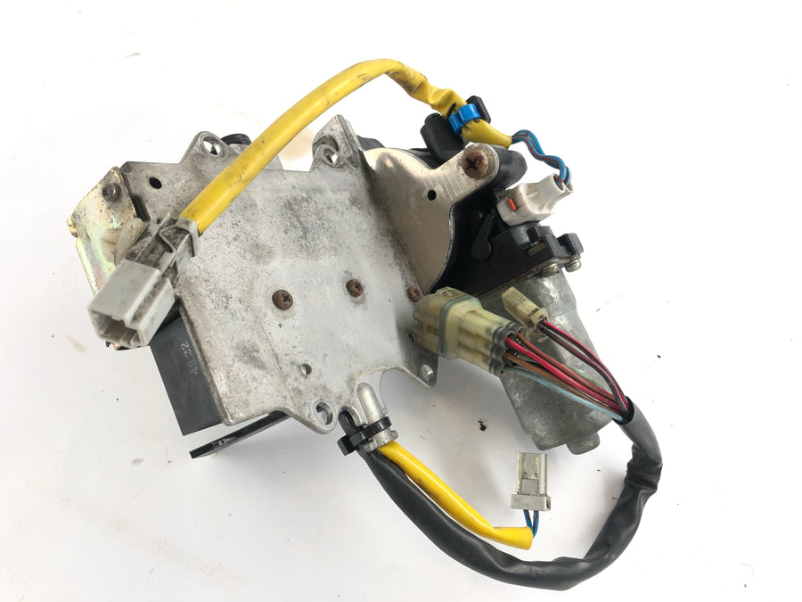 Yamaha FJR 1300 A RP11 [2005] - Windshield adjustment actuator
