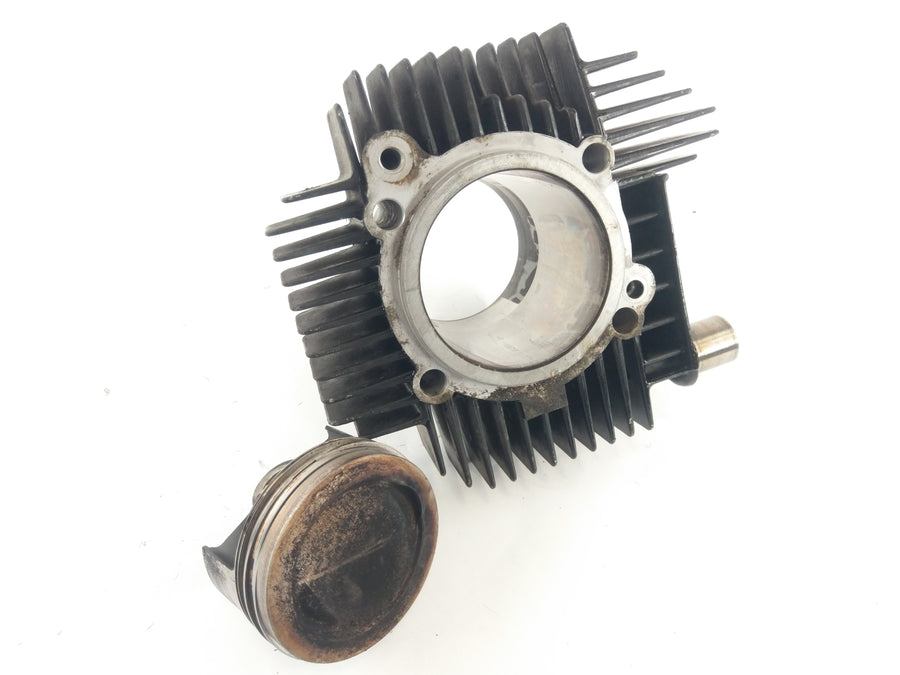 Ducati Monster 600 M600 [1994] - Cylinder with piston