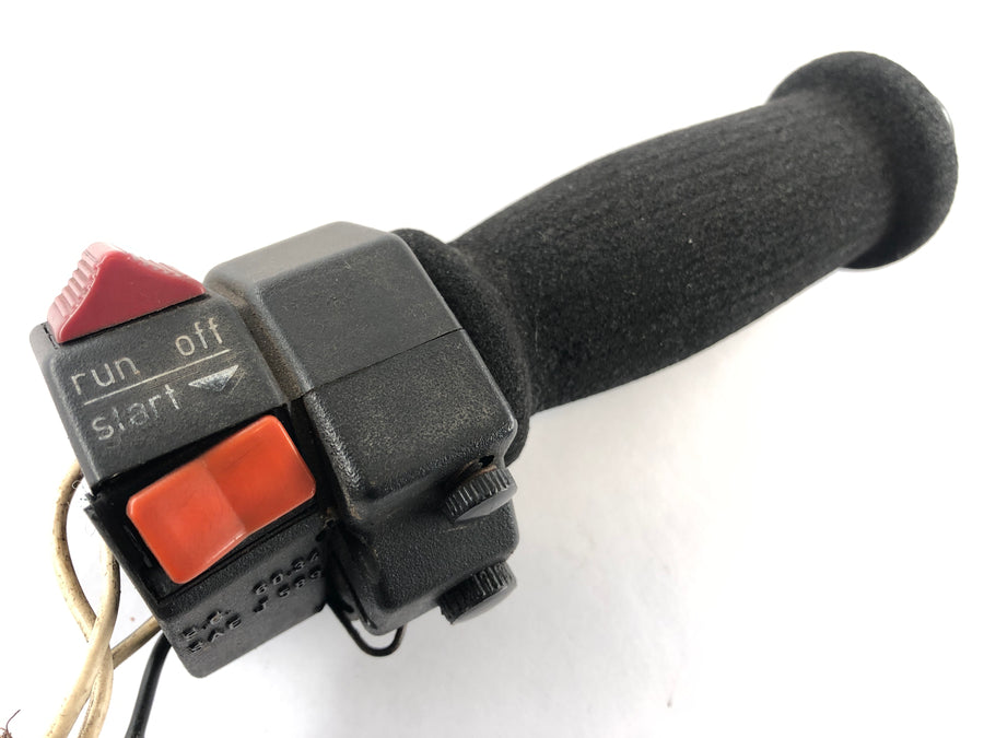 Cagiva Elefant 650 [1985] - Fixation guidon accélérateur droit