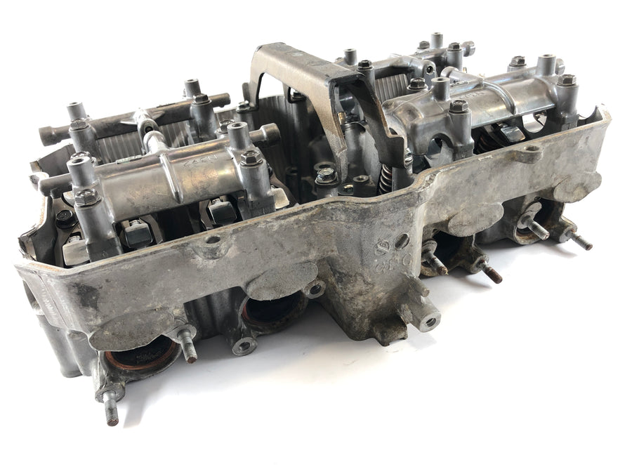 Honda CBR 1000F SC24 [1992] - Cylinder head