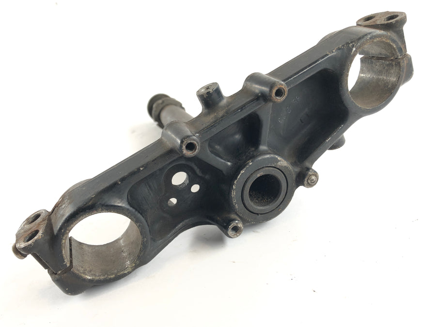 Suzuki DR 600 SN41A [1986] - lower triple clamp