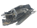 Suzuki DL 1000 V-Strom [2006] - Garde-boue arrière sous le panneau-3