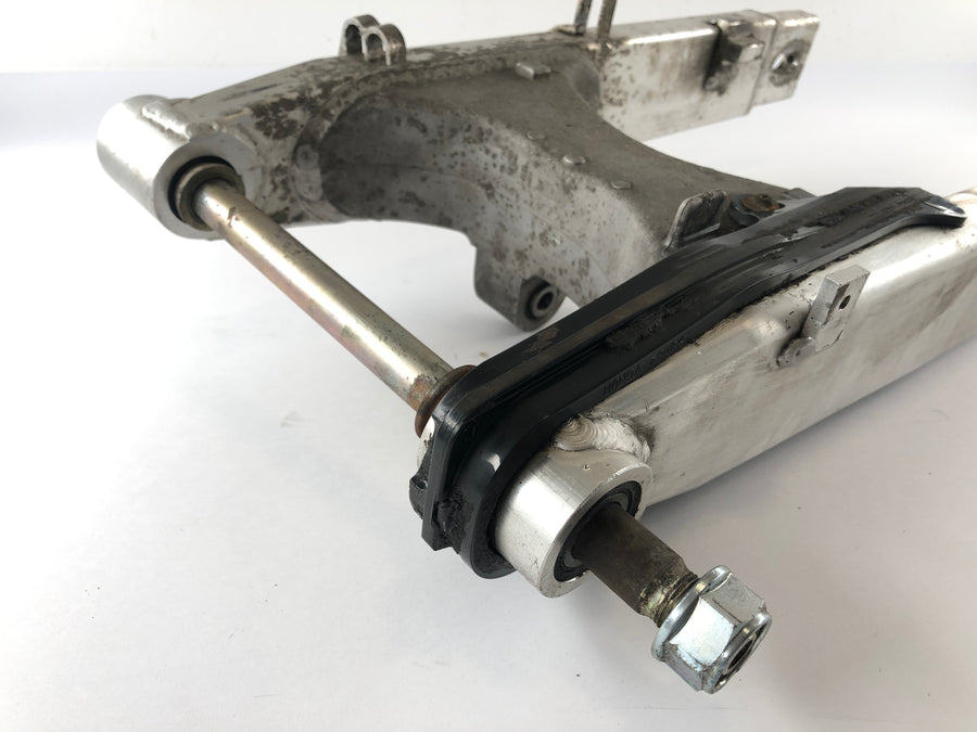 Honda Varadero XL 1000 SD02 [2002] - Swingarm Rear swingarm