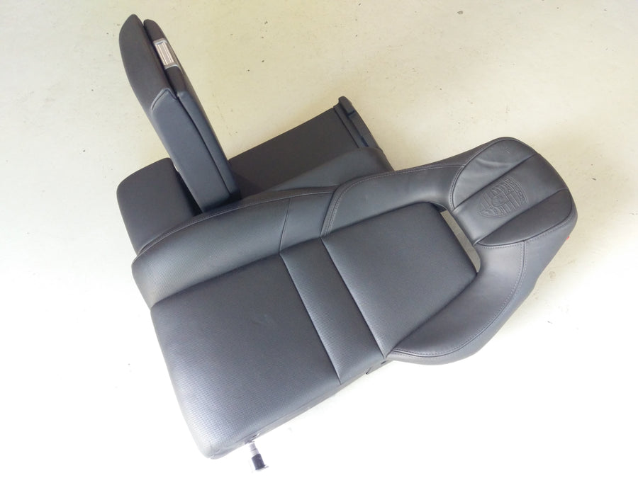 Porsche Panamera Turbo [2010] - Sitz hinten links Leder E-Verst Sitzheizung Lüftung mit Druckstellen