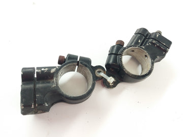 Suzuki GSX-R 1100 GU74C [1988] - Handlebar Clamp Handlebar Clamps Holder