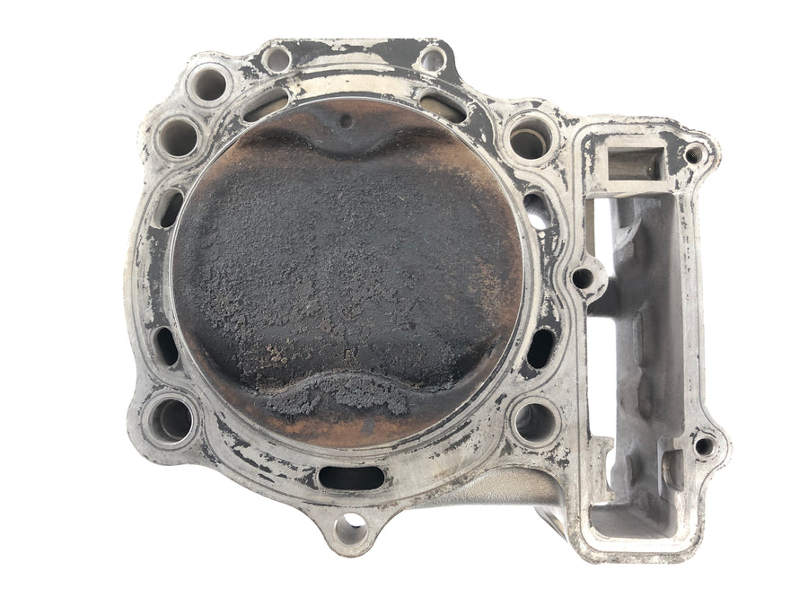 Suzuki DL 1000 V-Strom [2006] - Cylinder with piston at the front
