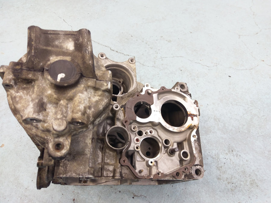 Kawasaki ZX9-R ZX900B [1996] - Engine housing empty housing