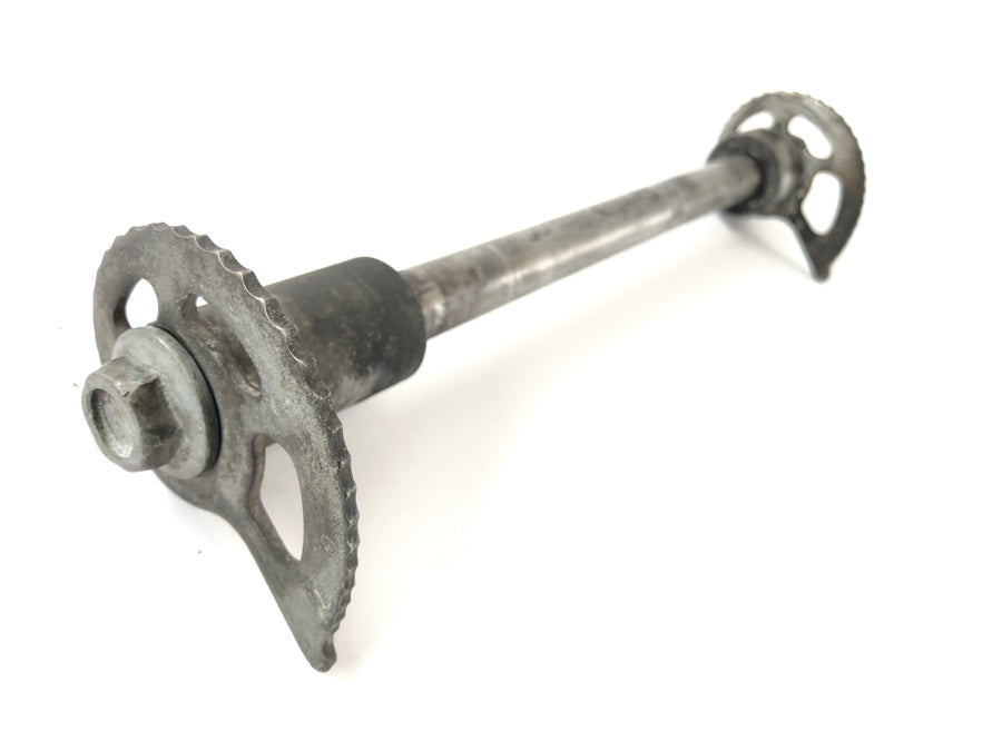 Suzuki DR 750 S SR41B [1988] - Rear axle with chain tensioner
