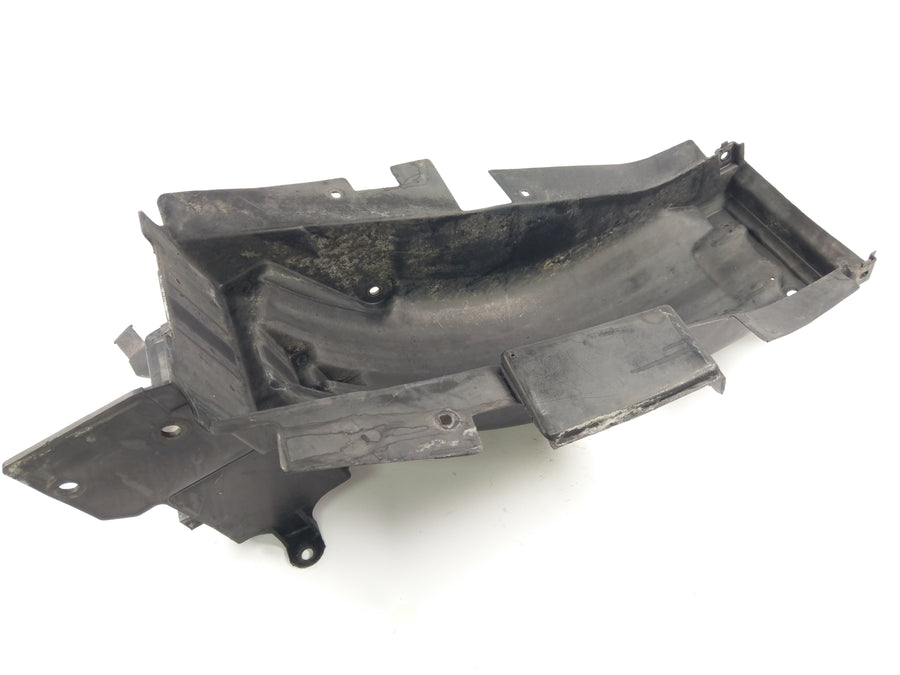 Honda NTV 650 RC33 - Innenverkleidung Hinterradabdeckung