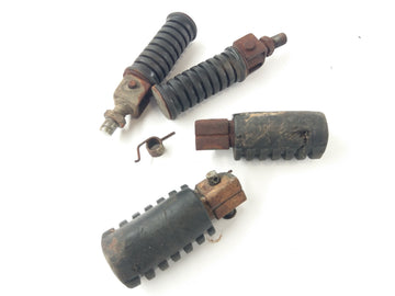Yamaha DT 175 2K4 [1979] - Footrest set driver footrests pillion footrests