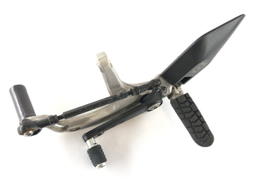 Husqvarna 701 Vitpilen [2018] - Driver footrest left with holder and gear lever - 0