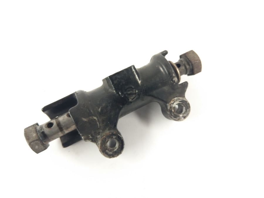 Honda CX 500 E PC06 [1982] - Brake line distributor