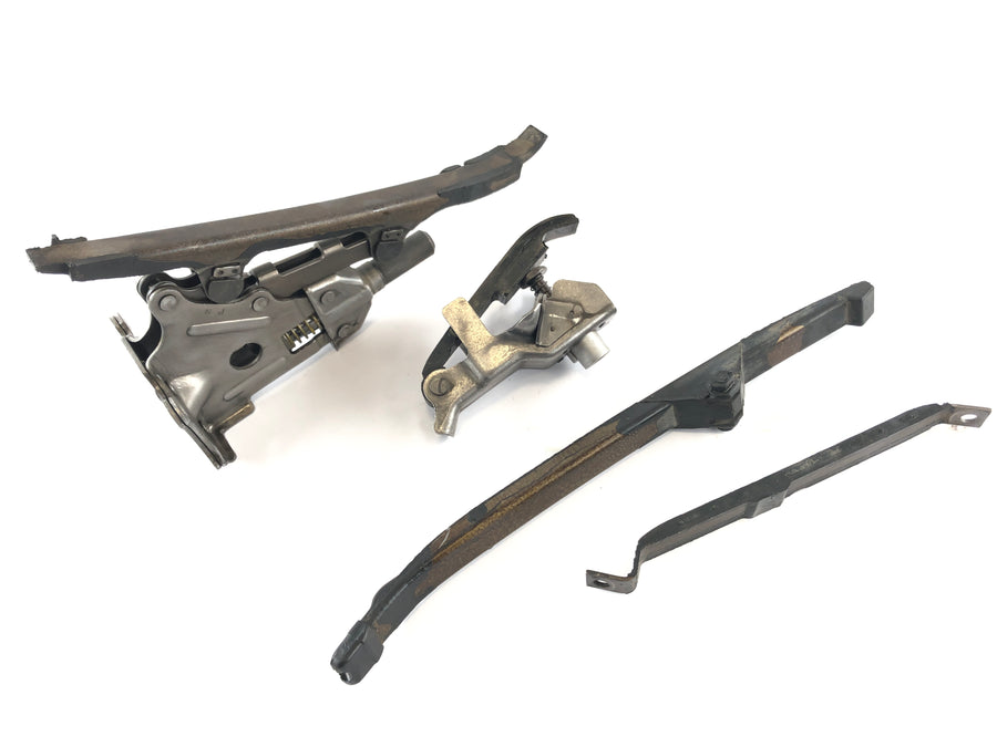 Honda CBR 1000F SC24 [1992] - tensioning rail and slide rail control chain