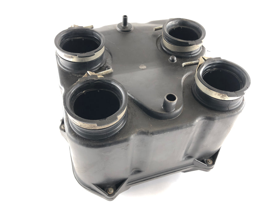 Yamaha V-max 1200 2EN [1997] - Air filter box airbox