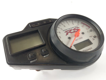 Triumph Sprint 955i RS T695 [2000] - Cockpit speedometer fittings