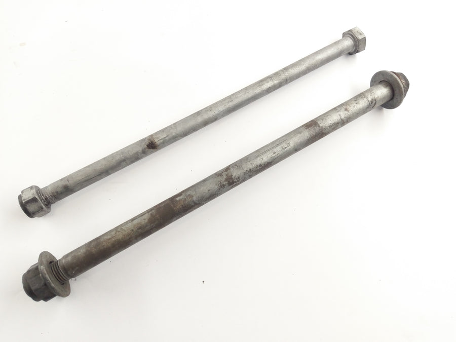 BMW F 650 GS R13 [2001] - Rear axle and swing arm axle