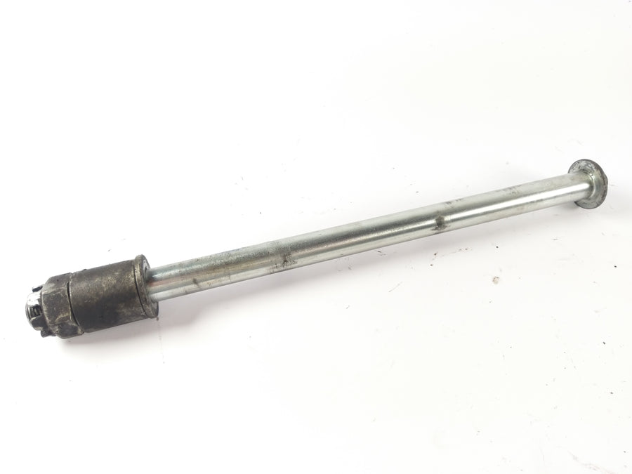 Kawasaki VN 750 [1994] - Thru axle swingarm axle