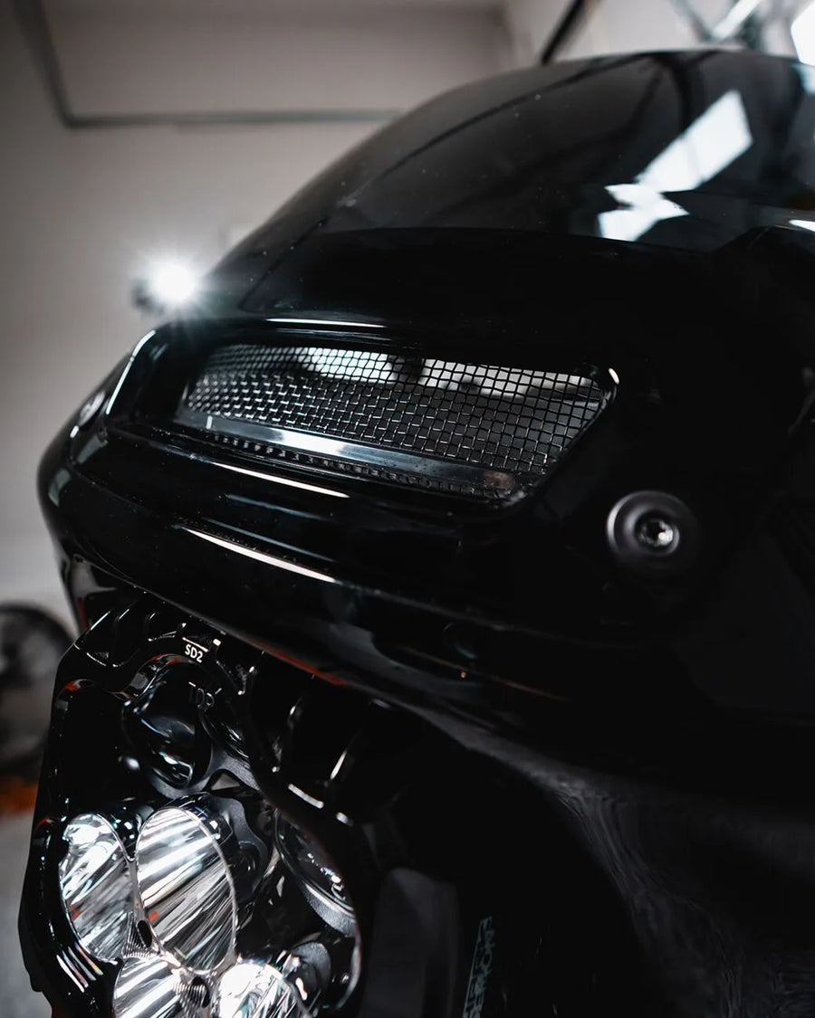 harley davidson fxlrst [CUSTOM DYNAMICS] – insert for fairing ventilation