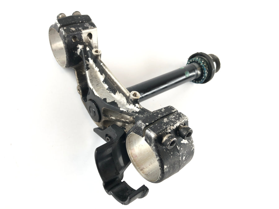KTM Duke 390 [2014] - lower triple clamp
