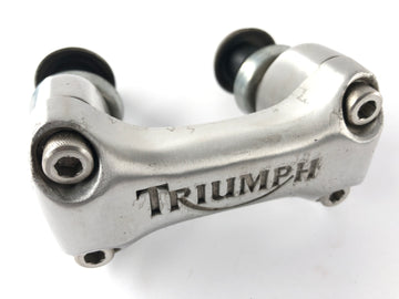 Triumph Bonneville 908MD [2001] - Riser handlebar mount