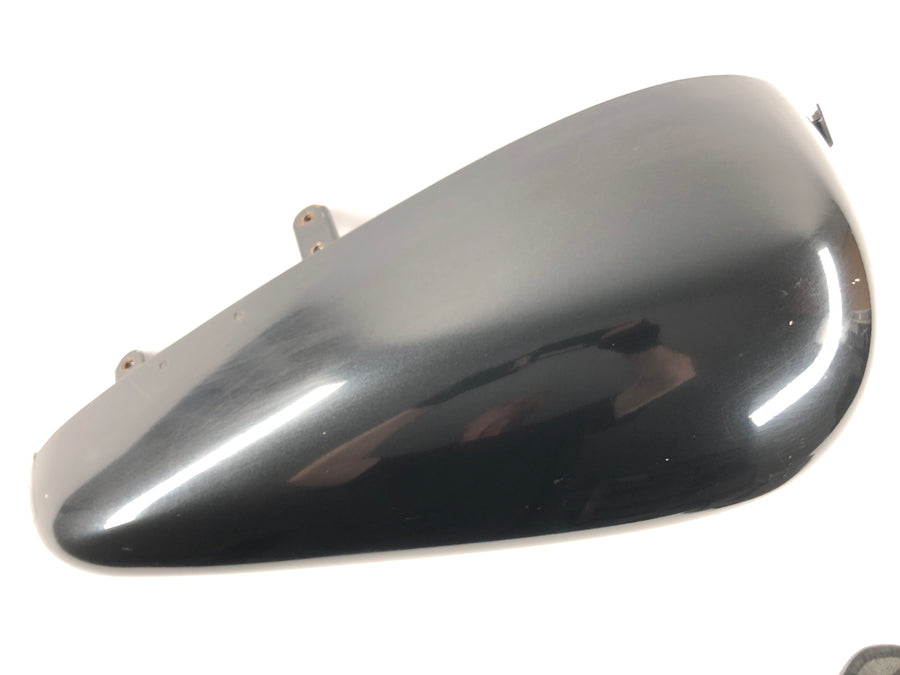 Suzuki Intruder VL 1500 AL [2000] - Cache-boite à air Cache-réservoir droit