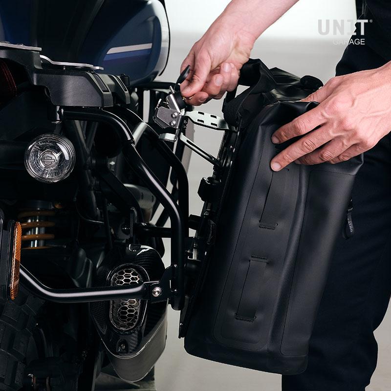 BMW R nineT 1200 Racer [2017-2020] - Khali Seitentasche aus TPU 35L - 45L + Aluminiumplatte auf der Schalldämpferseite