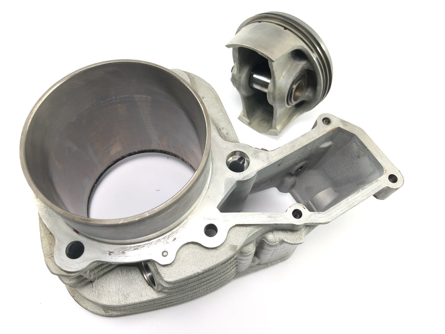 BMW R 1100 S R2S [2000] - cylindre avec piston à gauche
