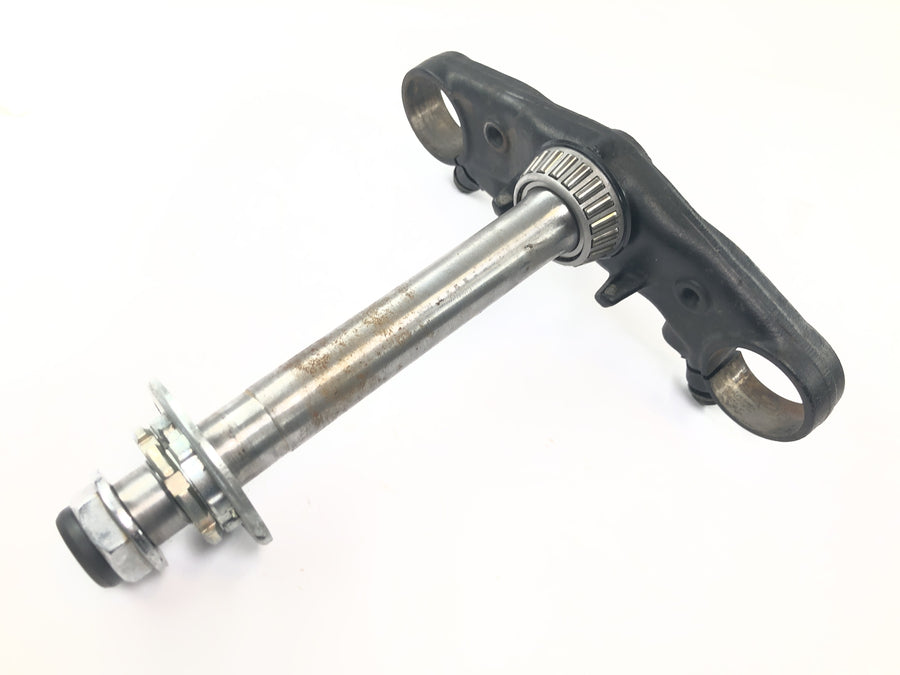 Honda CBR 900 RR Fireblade SC33 [2000] - lower fork bridge steering head bridge
