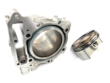Aprilia RSV 1000 R [2004] - Cylinder with rear piston