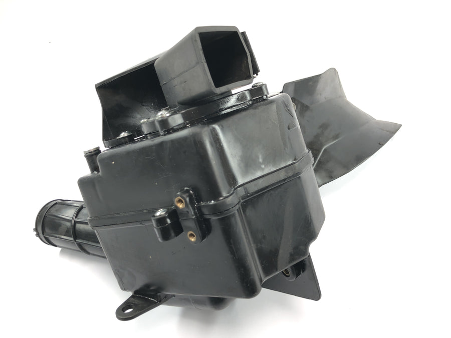 SWM SM 125 R [2018] - Air filter box Air filter housing Airbox intake box