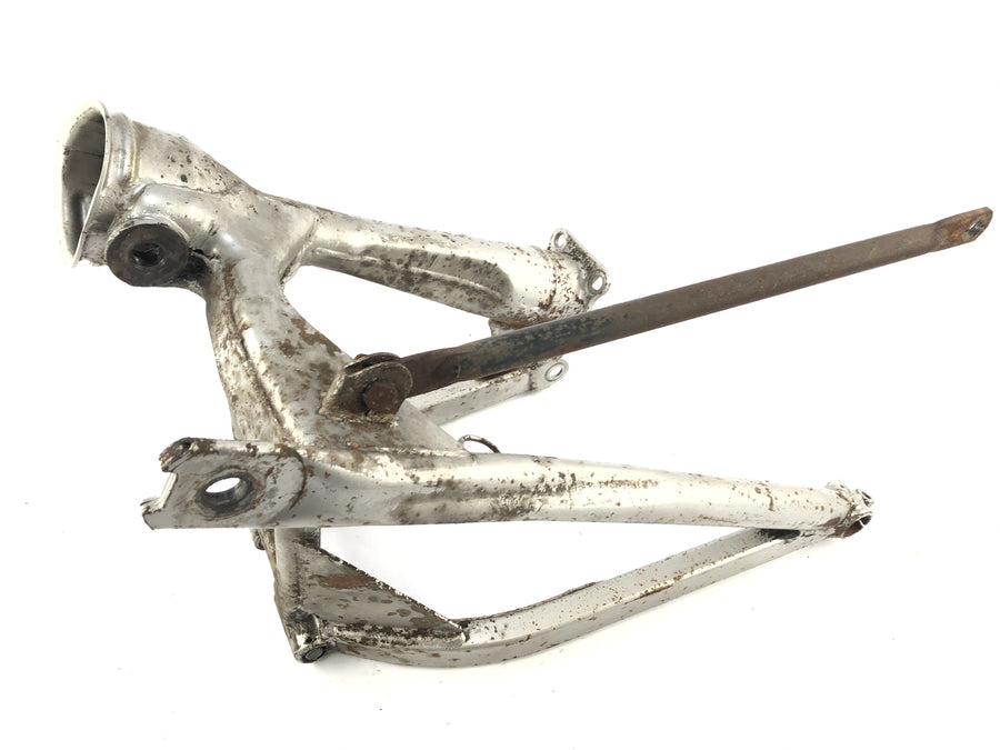 Yamaha XV 750 5G5 [1982] - Swinge rear wheel swing with anchor strut