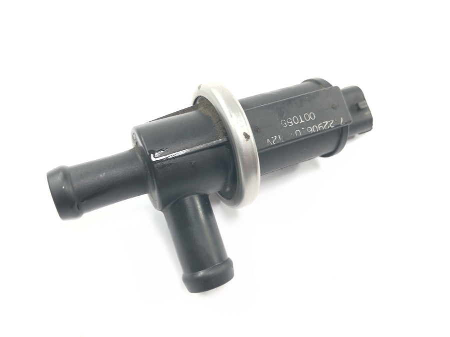 KTM 640 LC4 Prestige [2005] - Secondary air valve vacuum valve
