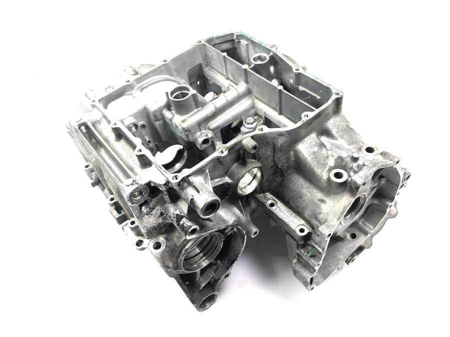 Honda CBR 900 RR Fireblade SC33 [2000] - Carter moteur avec pistons