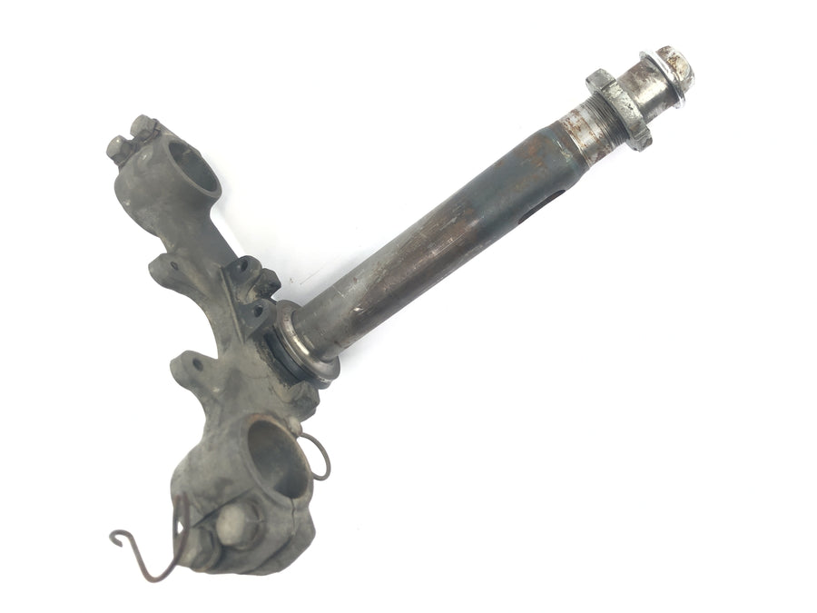 Yamaha DT 175 2K4 [1982] - Lower fork bridge, steering head, steering head mount