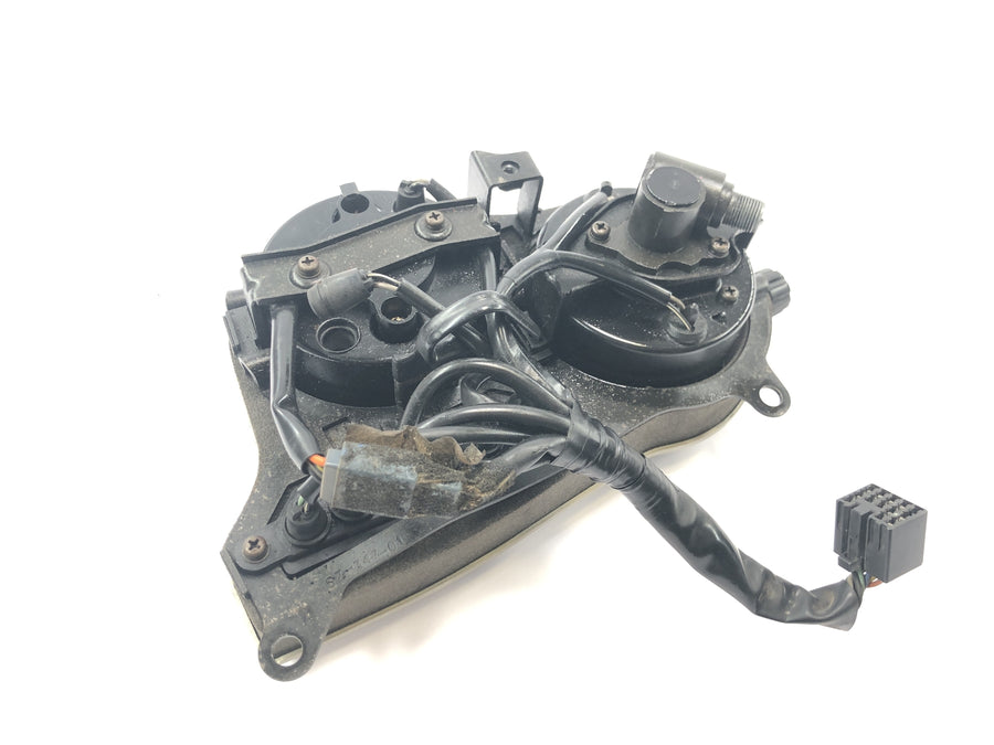 Suzuki GSX R 1100 GU74C [1987] - Compte-tours compteur instruments cockpit