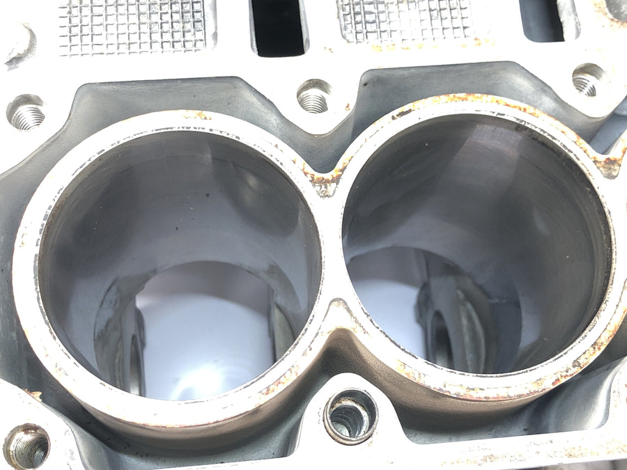 BMW K 1100 LT [1993] - Bloc moteur bloc-cylindres carter moteur avec pistons